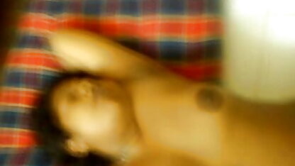 गहरी फुल सेक्सी फिल्म हिंदी कमबख्त के लिए एक सुंदर ladyboy Manaw