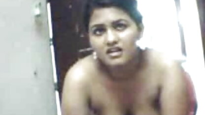 एमिली मायर्स-मुर्गा के पास बीएफ सेक्सी मूवी फुल एचडी जागना प्यार करता है (2020)