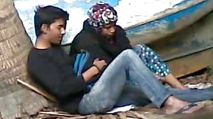 नरक सनी लियोन फुल सेक्सी मूवी में आपका स्वागत है-अत्याचार बिल्ली शंकु मेज पर